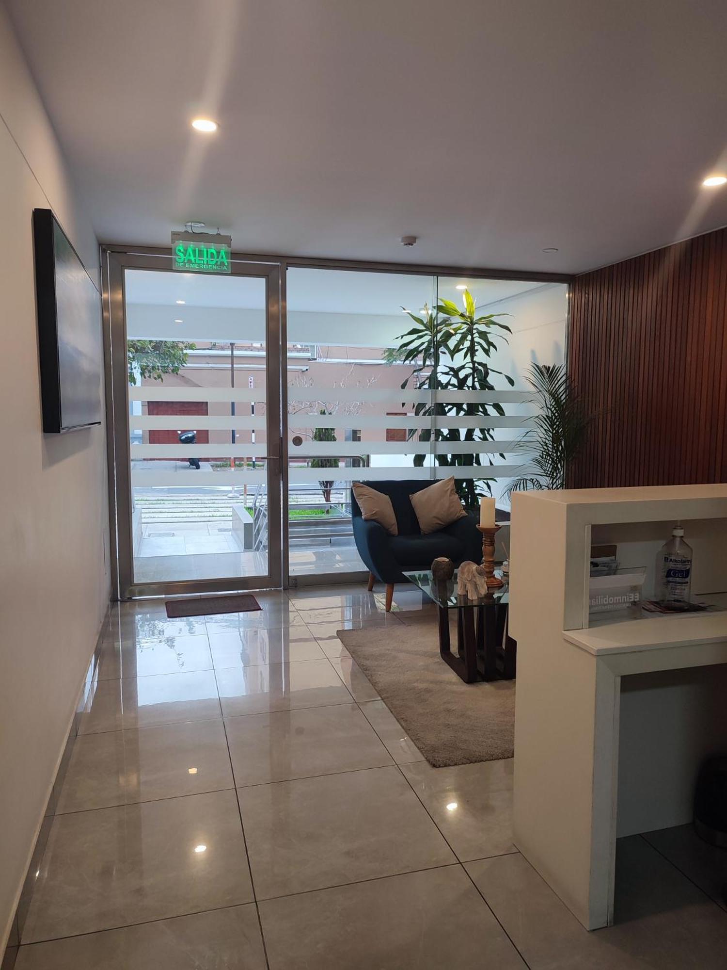 Apartment Entero En El Mas Importante Centro Financiero, Bursatil, San Isidro, Lima, Peru